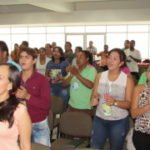 Ministerios Musicales se Encuentran y Reflexionan Sobre su Servicio en la Iglesia