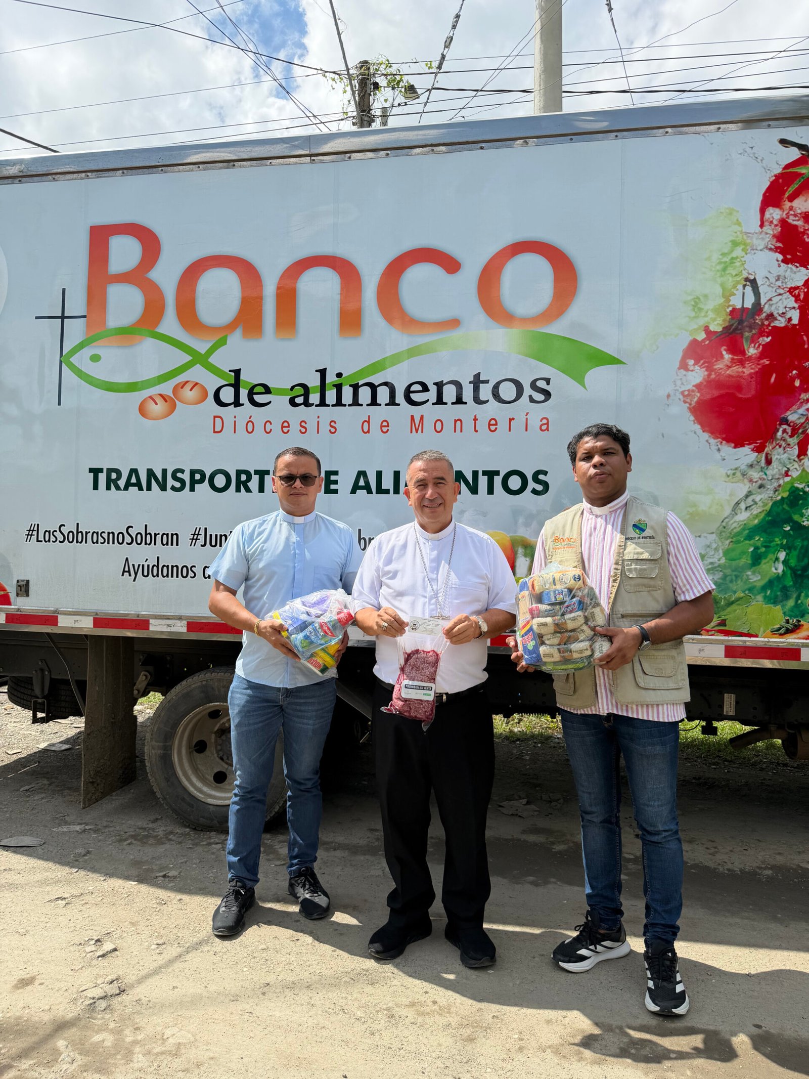 Entrega Solidaria Calle Larga