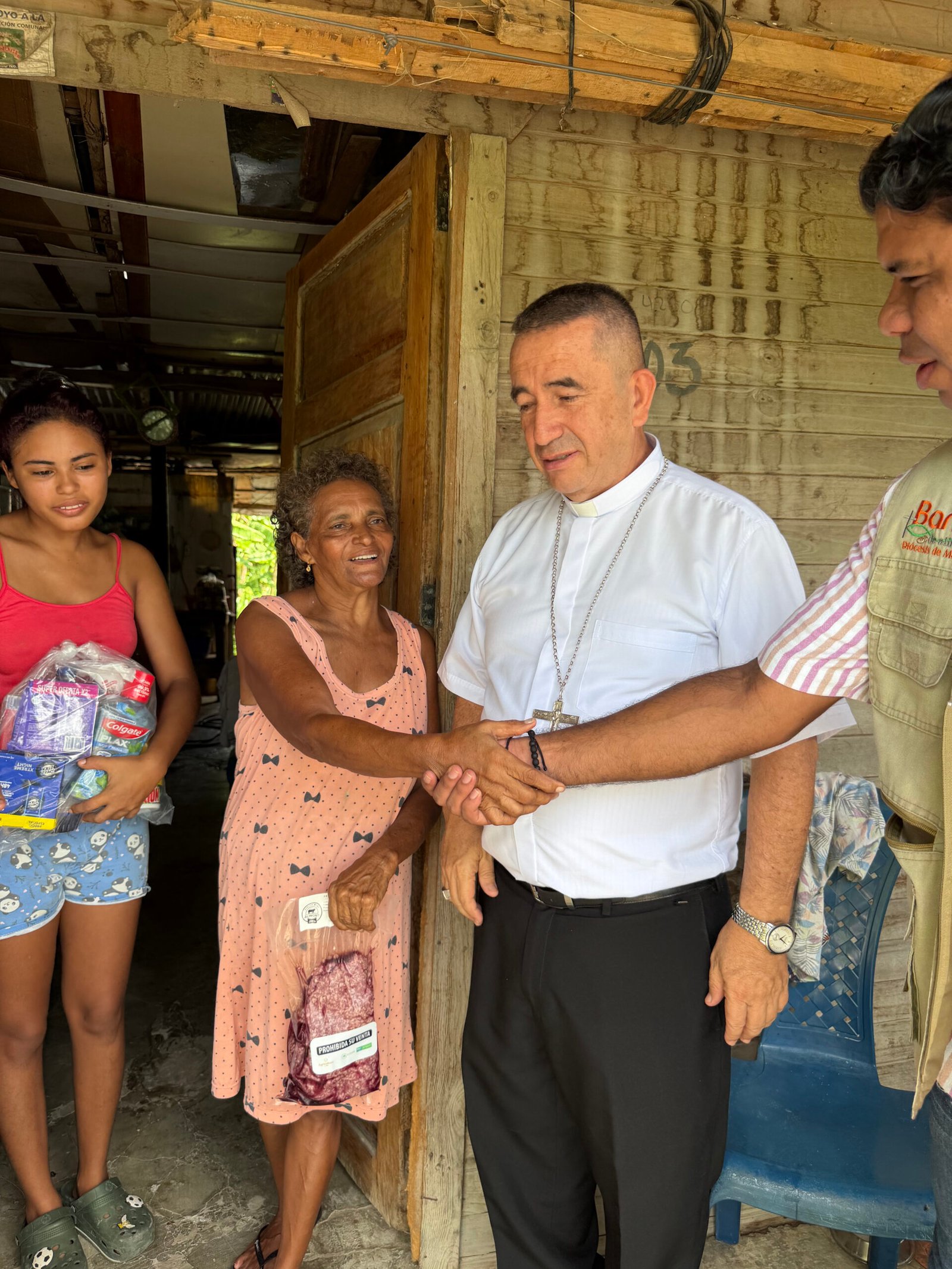 Entrega Solidaria Calle Larga