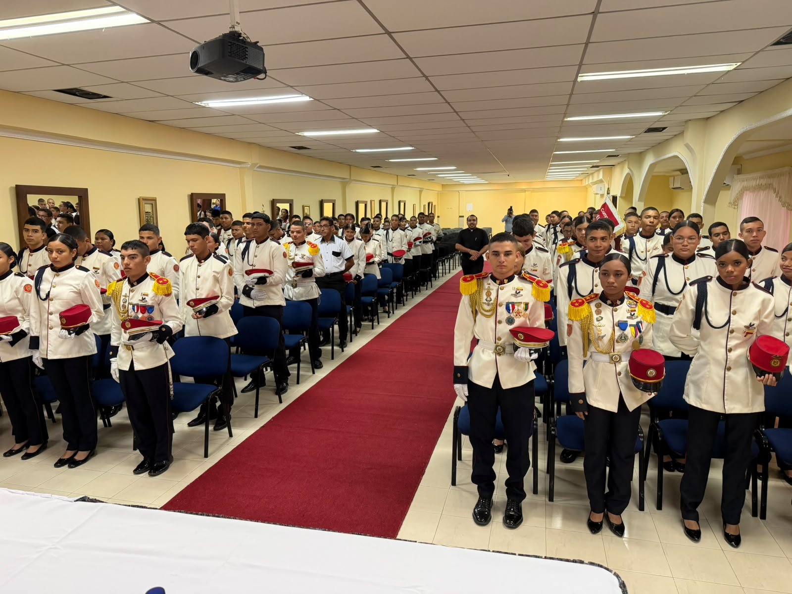 Visita Colegio Militar Almirante Colón — foto 9